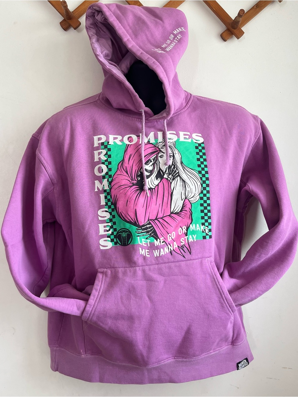 Broken Promises Los Angeles Hoodie Size L unisex